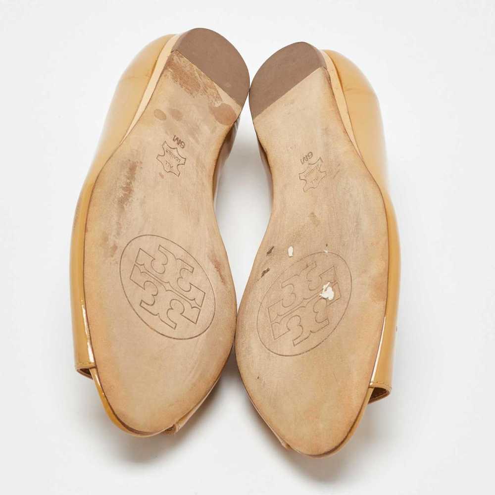 Tory Burch Patent leather flats - image 5