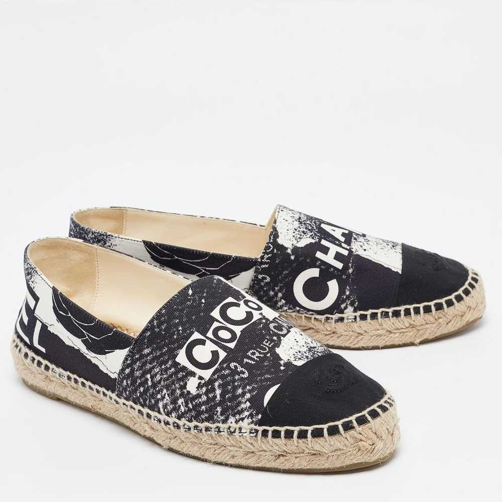 Chanel Cloth flats - image 3