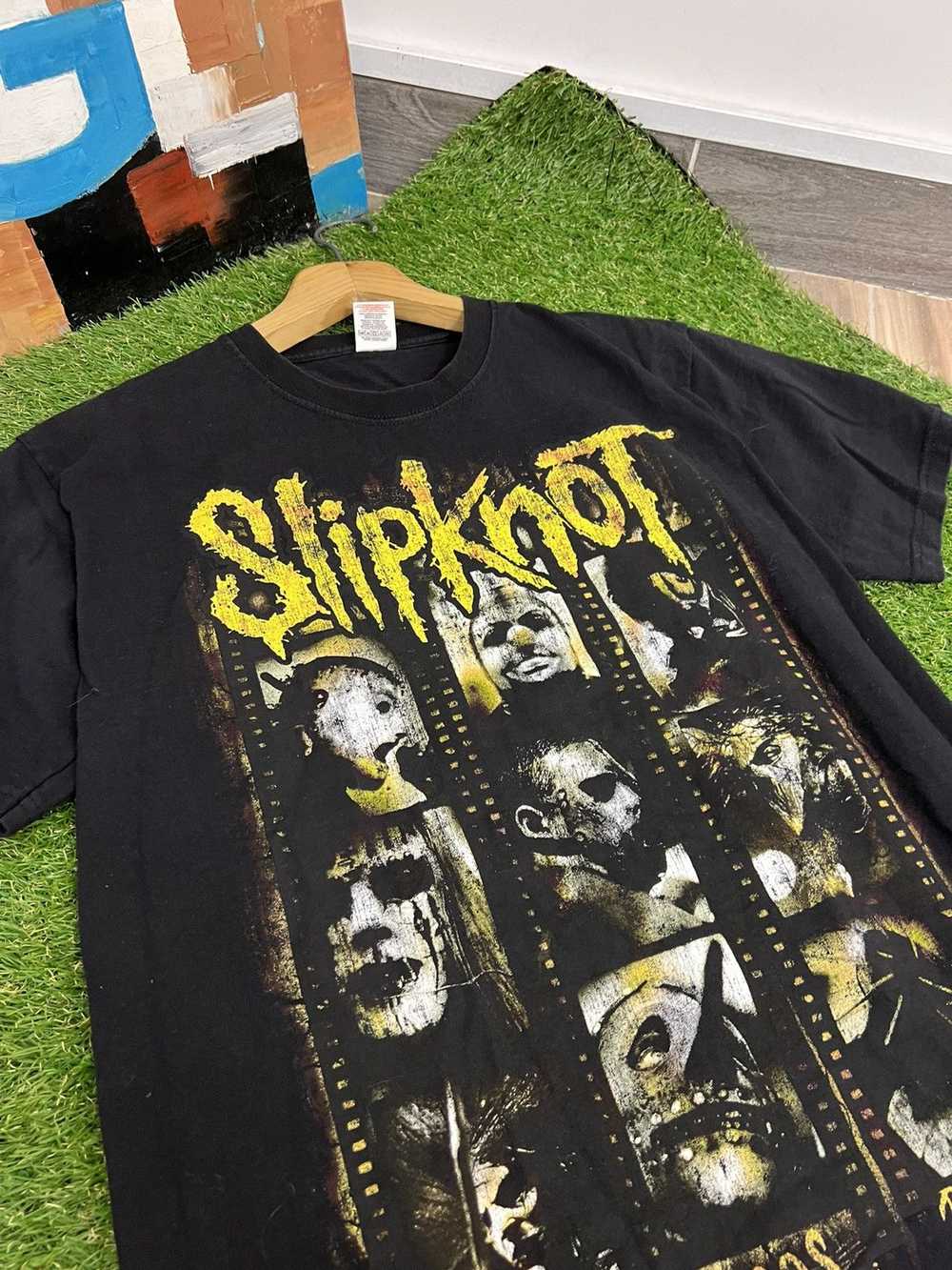 Band Tees × Vintage Vintage 2004 SLIPKNOT Band T … - image 2