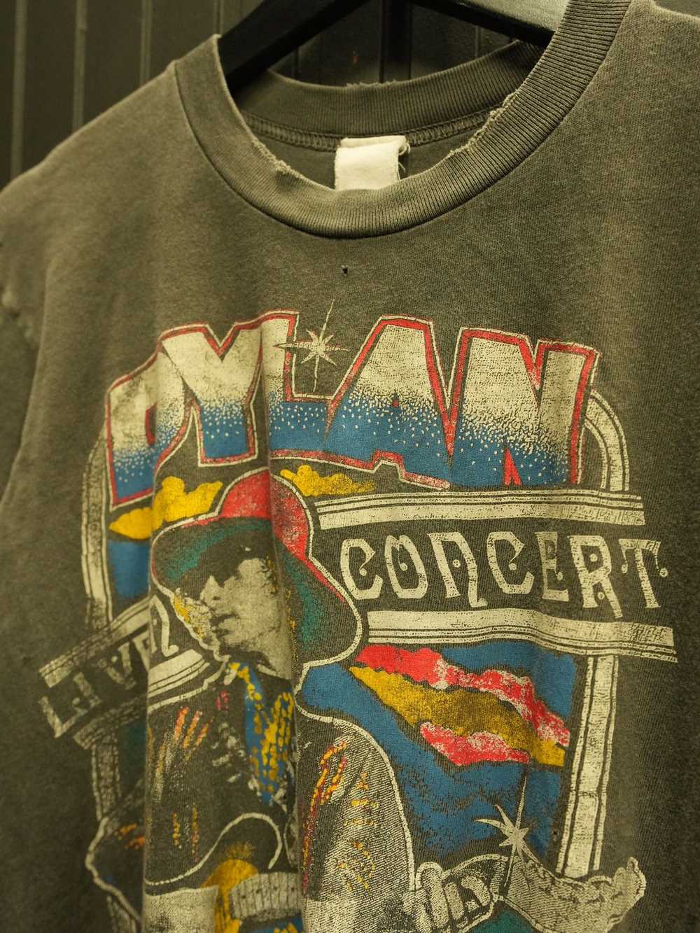 MadeWorn MadeWorn Bob Dylan Concert Cropped Tee - image 3