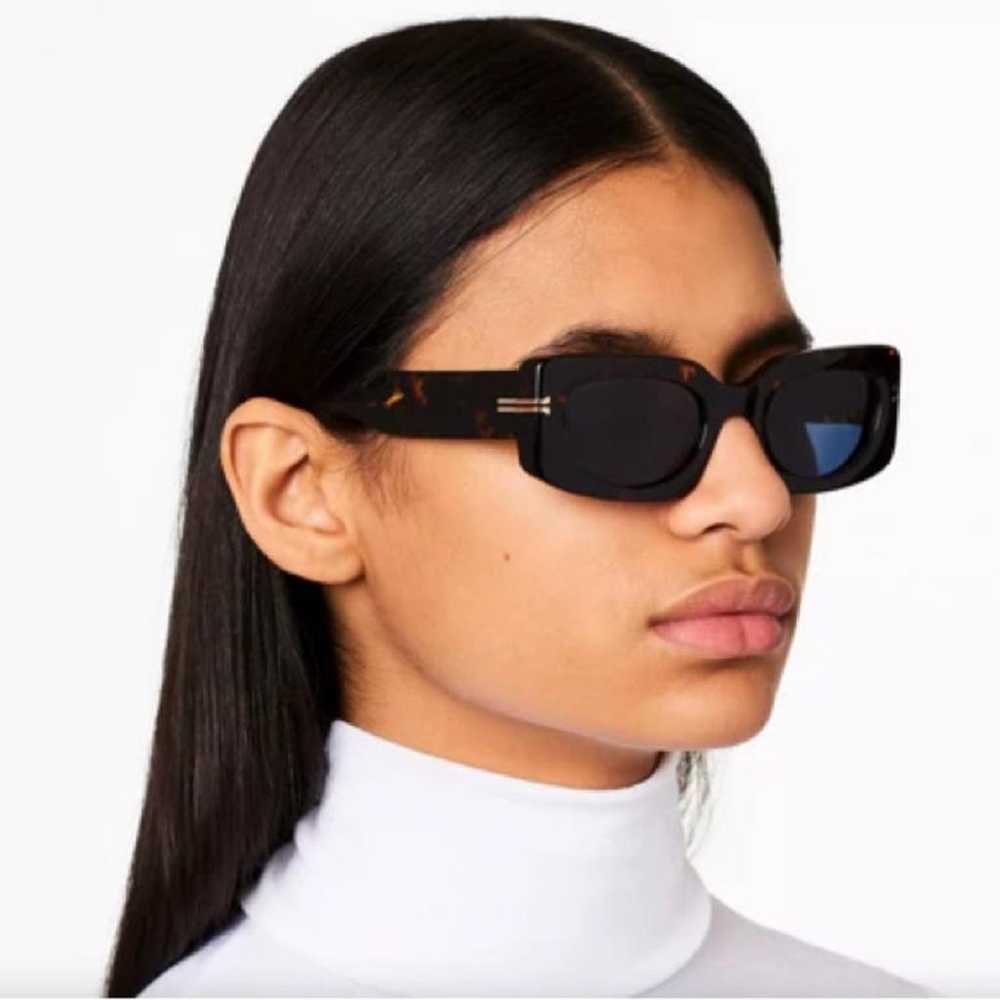 Marc Jacobs Sunglasses - image 10