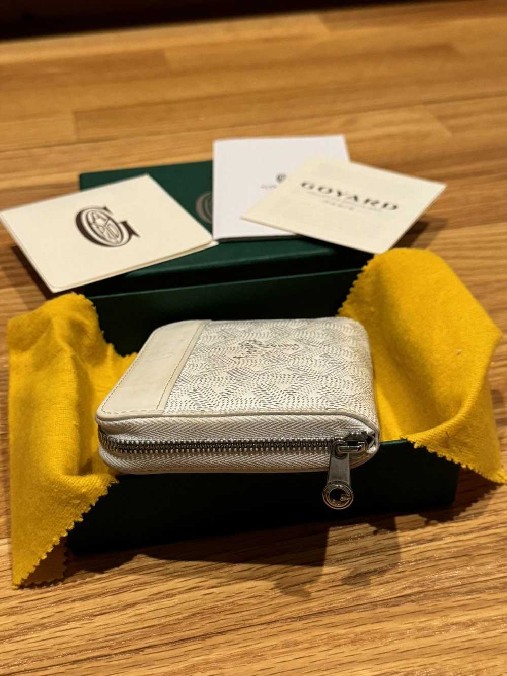 Goyard *RARE* Goyard White Zip Wallet/Coin Pouch - image 2