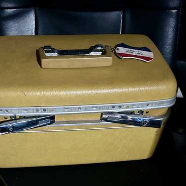 Vintage American Tourister Make-Up Train Case Har… - image 1