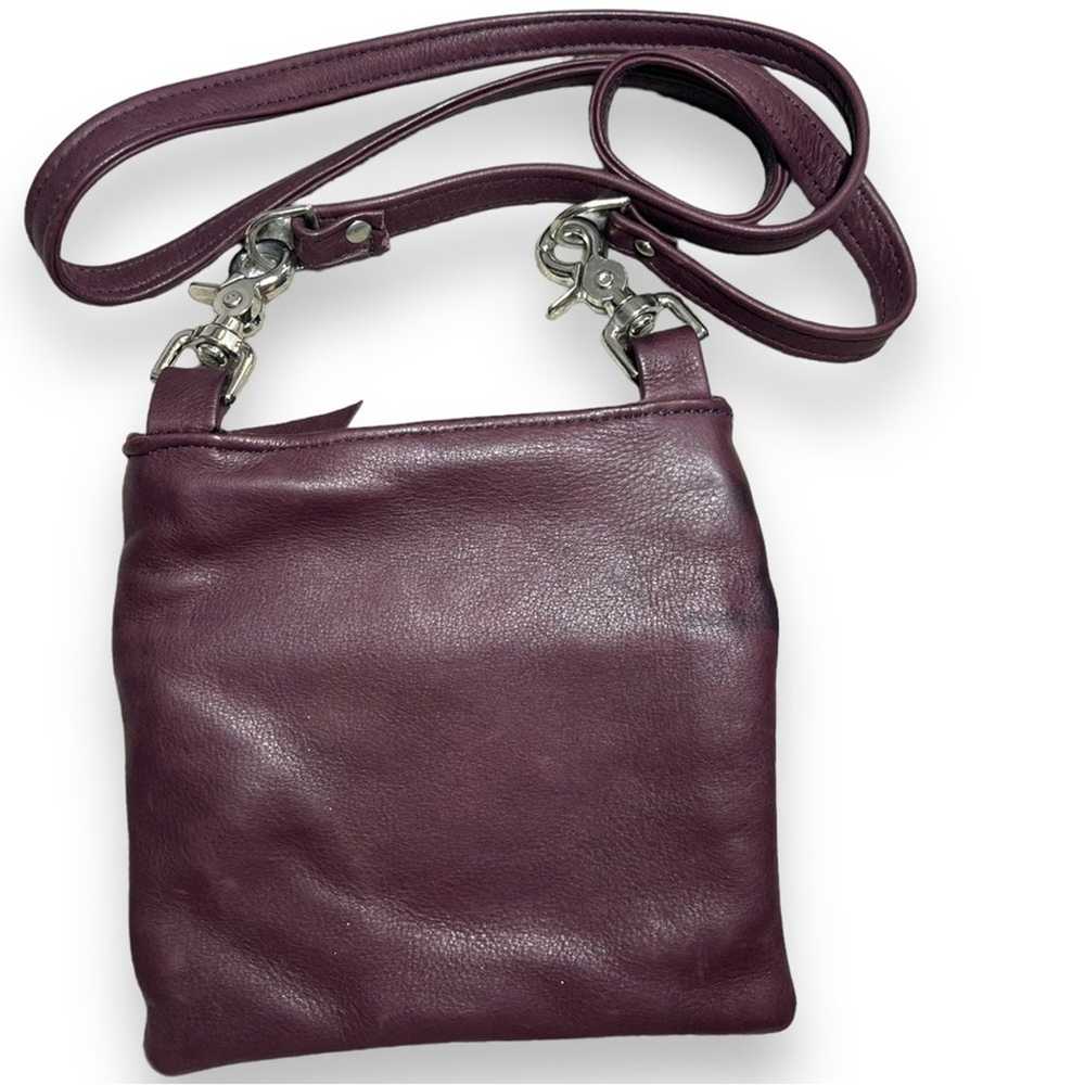 Victoria Leather Company Plum Leather Vintage Cro… - image 3