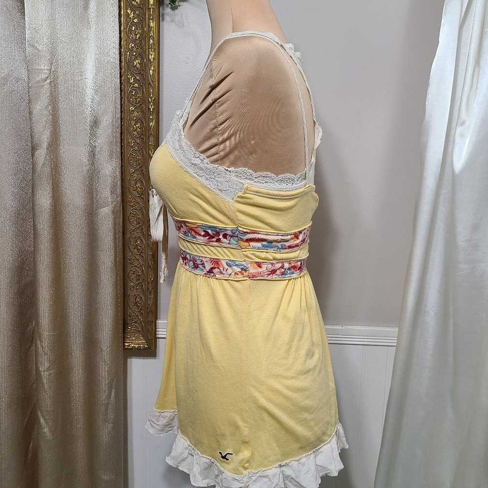 ♡ Y2k ♡ Hollister Lace Babydoll Tank Yellow Floral - image 4