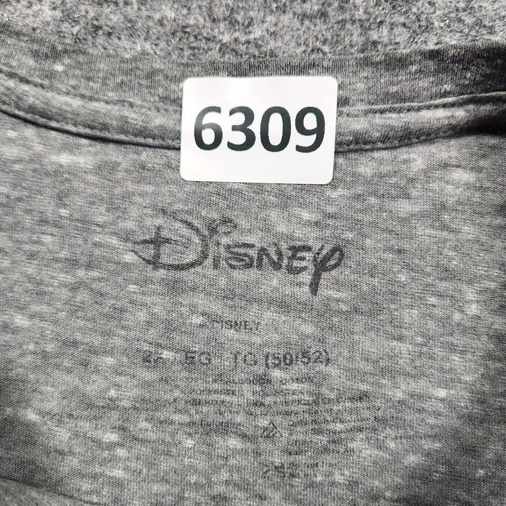 Disney DISNEY Men's Gray Crewneck T-Shirt Adult 2… - image 2