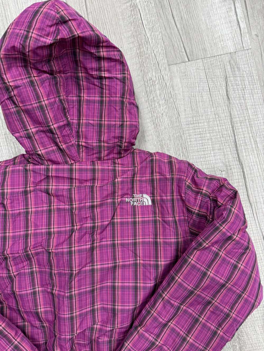 The North Face Woman’s TNF 550 Reversible Down Fi… - image 5