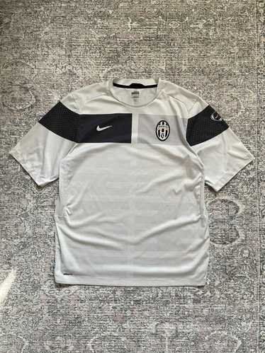 Nike × Soccer Jersey × Vintage Vintage Juventus Y… - image 1