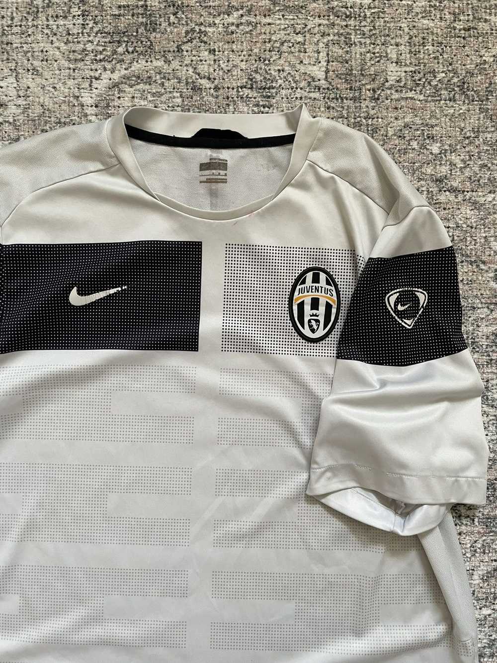 Nike × Soccer Jersey × Vintage Vintage Juventus Y… - image 2