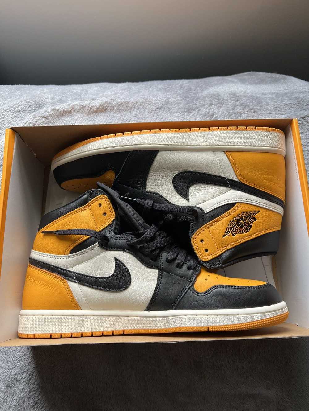 Jordan Brand Air Jordan 1 Retro High Taxi - image 2