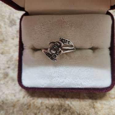 Vintage Sterling Silver Marcasite Flower Ring - image 1