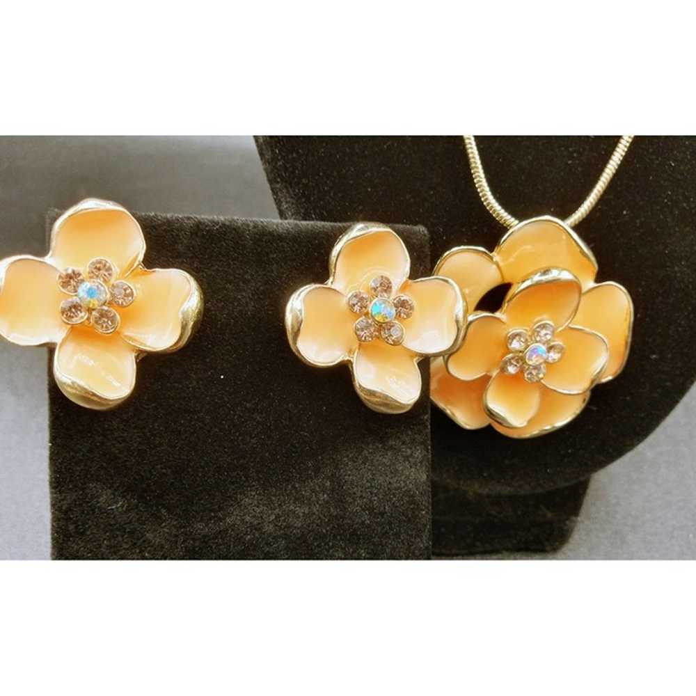 Enameled Peach Colored Floral Necklace & Earring … - image 7