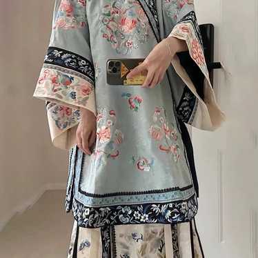 Traditional Chinese Han clothing