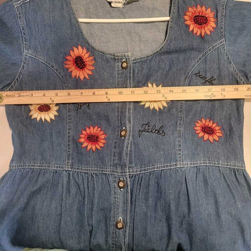 Jane Ashley VTG Denim Embroidered sunflower dress… - image 7