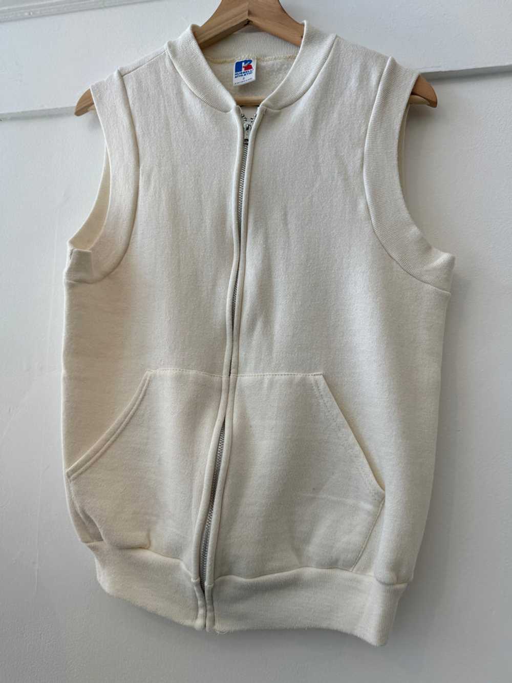 Vintage RUSSELL ATHLETIC sleeveless sweatshirt - image 4