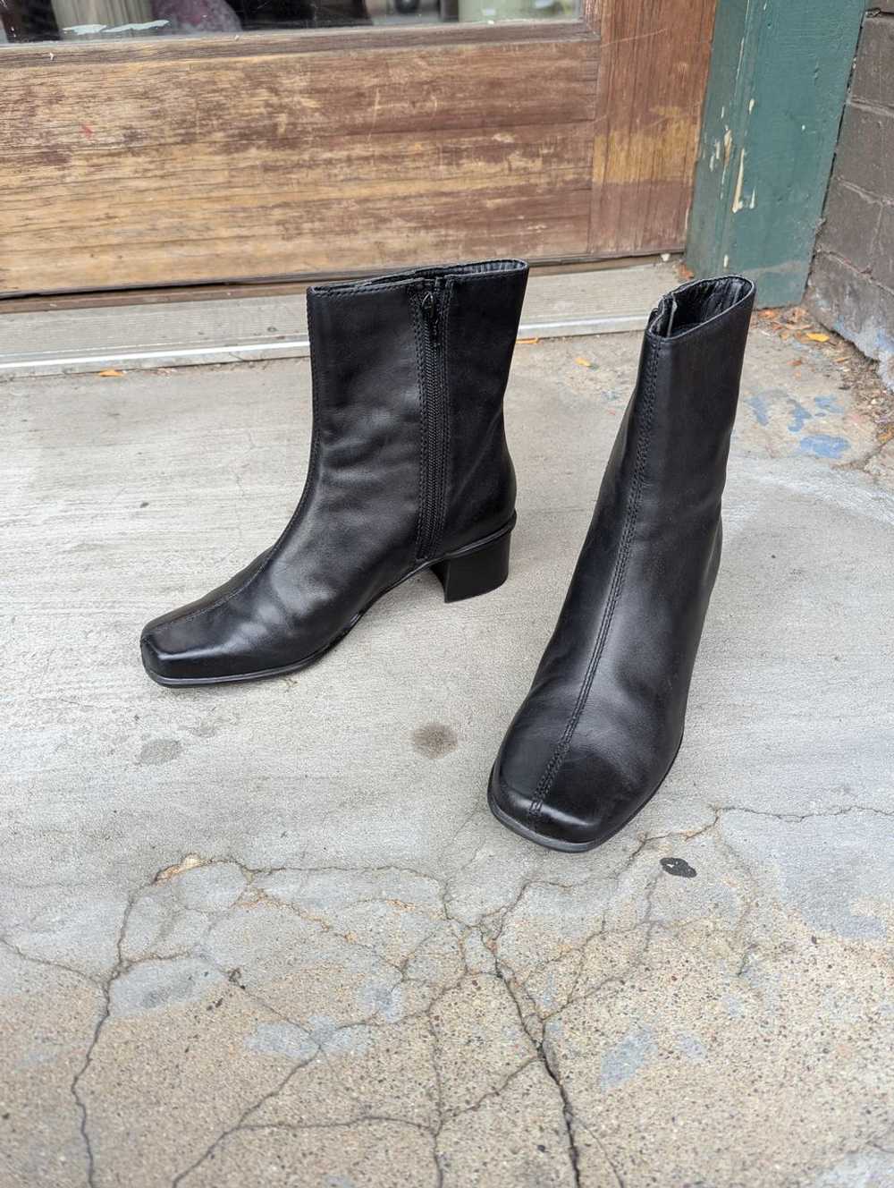 Aerosoles 80s black leather glove boot (7) | Used… - image 2