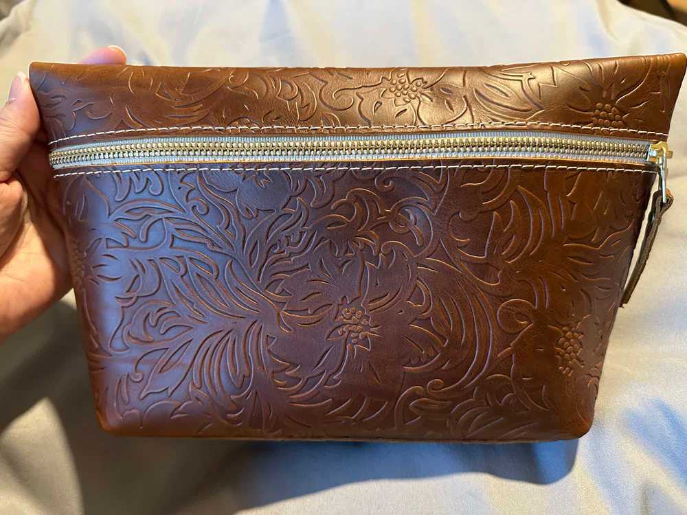 Portland Leather Makeup Bag - image 2