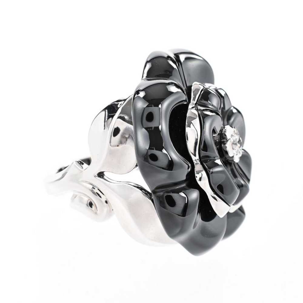 Chanel Camélia white gold ring - image 6