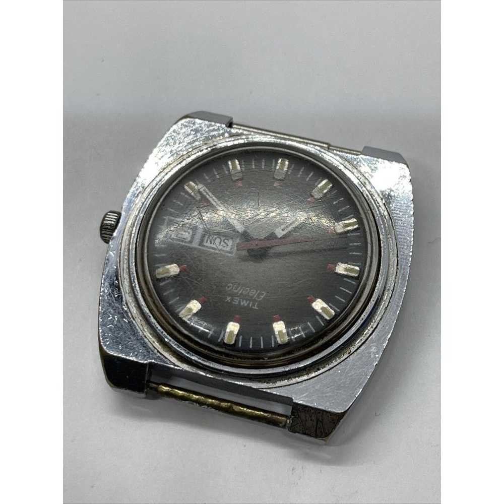 Vintage Timex Electric Dynabeat Watch For Parts O… - image 9