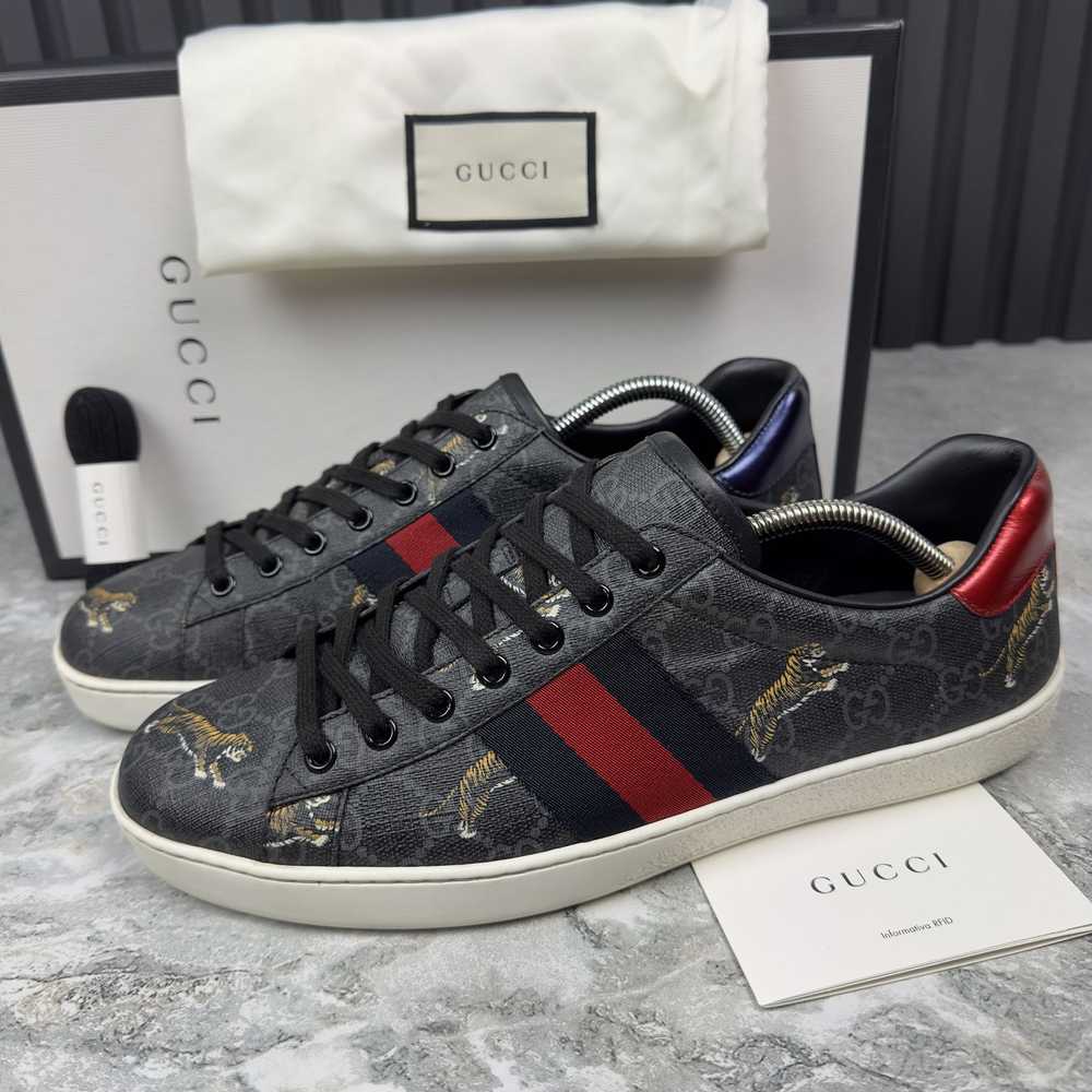 Gucci Ace Web GG Supreme Monogram Tiger Canvas Le… - image 1