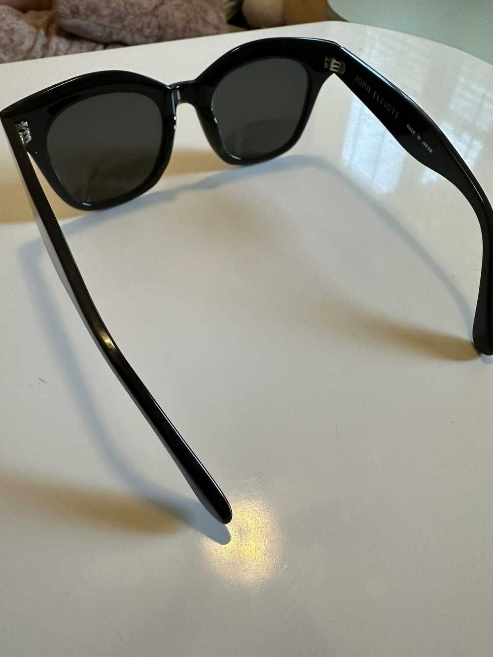 John Elliott John Elliot Sunglasses - image 4