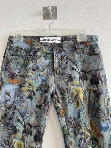 Designer Etienne Marcel Floral Print All Off Skinn