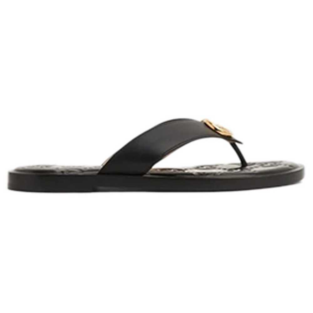 Gucci Leather flip flops - image 1