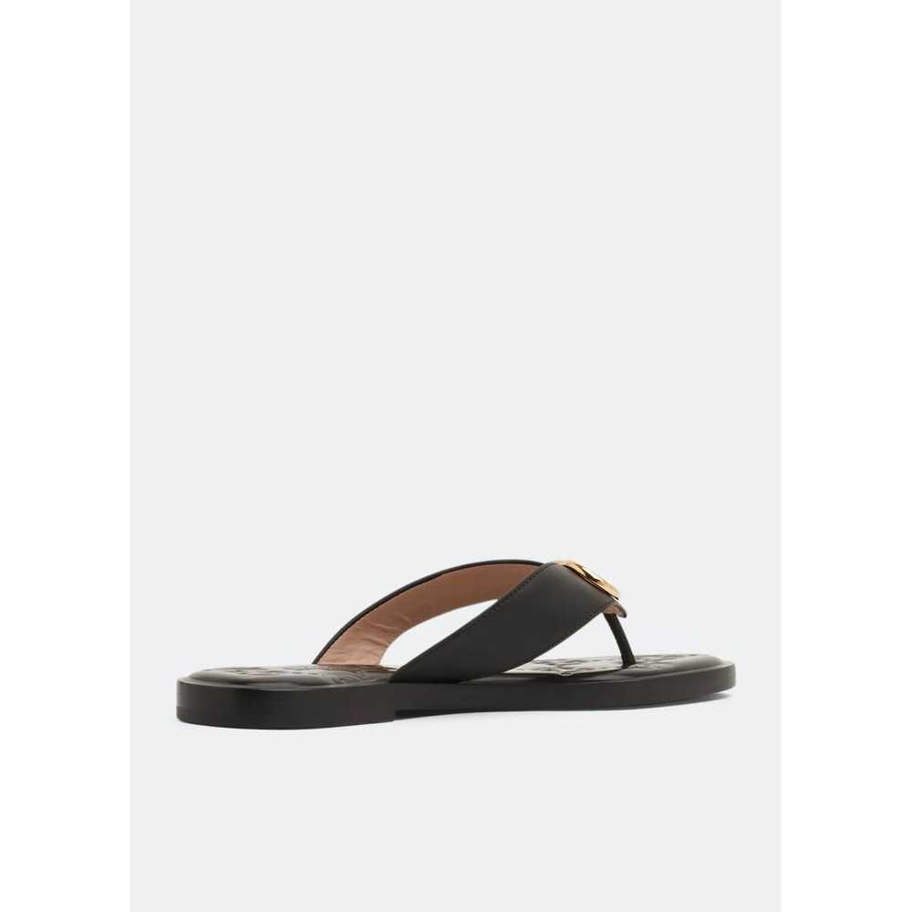 Gucci Leather flip flops - image 2