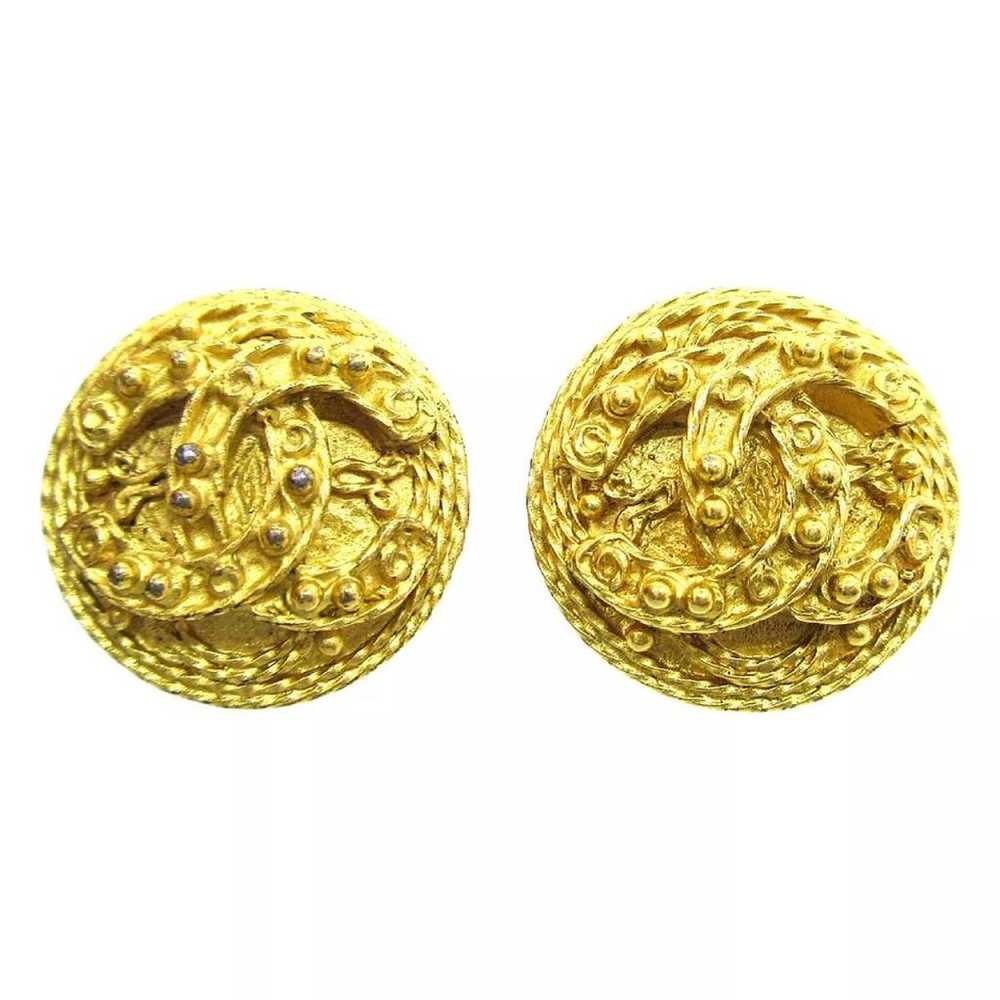 Chanel Yellow gold earrings - image 6