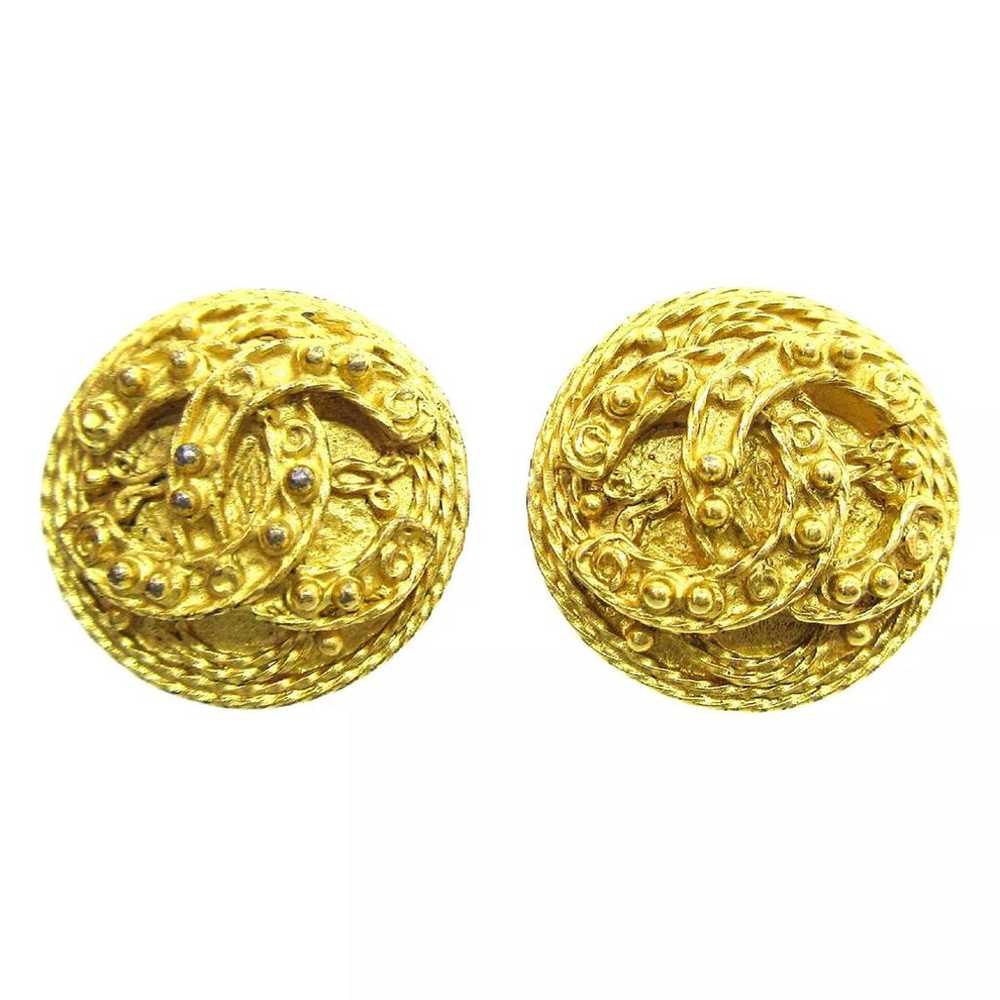 Chanel Yellow gold earrings - image 9