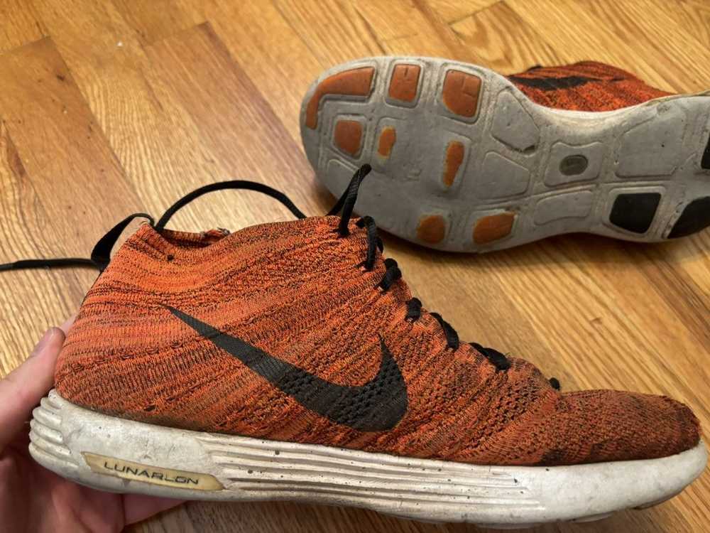 Nike Nike Flyknit Lunar Chukka Bright Crimson - image 6