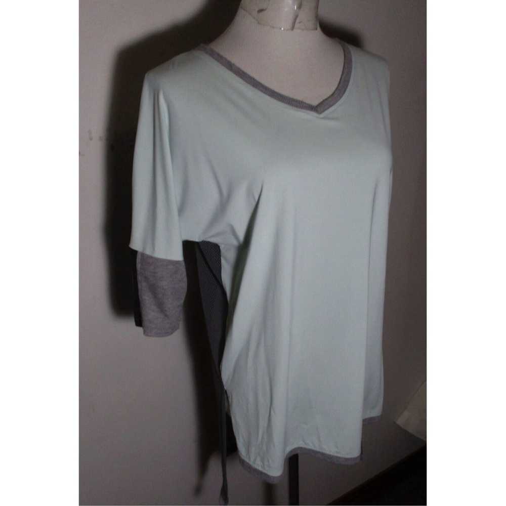 Blanc Noir Gray and Black Mesh Short Sleeve Top f… - image 3