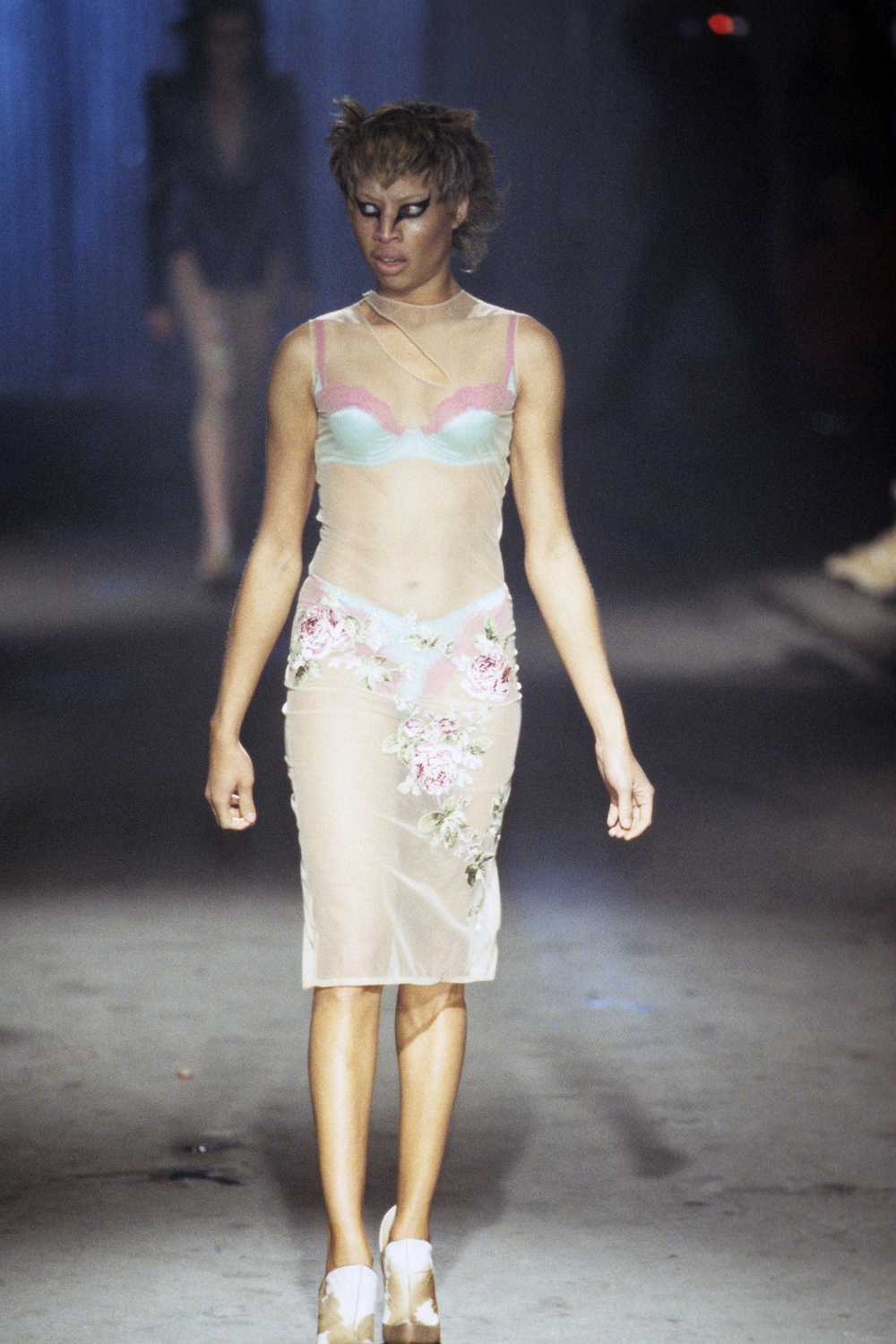 ALEXANDER MCQUEEN FW97 ITS A JUNGLE OUT THERE BEA… - image 7