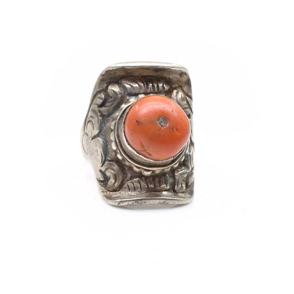 Tibetan Coral Saddle Ring - 12 - image 2