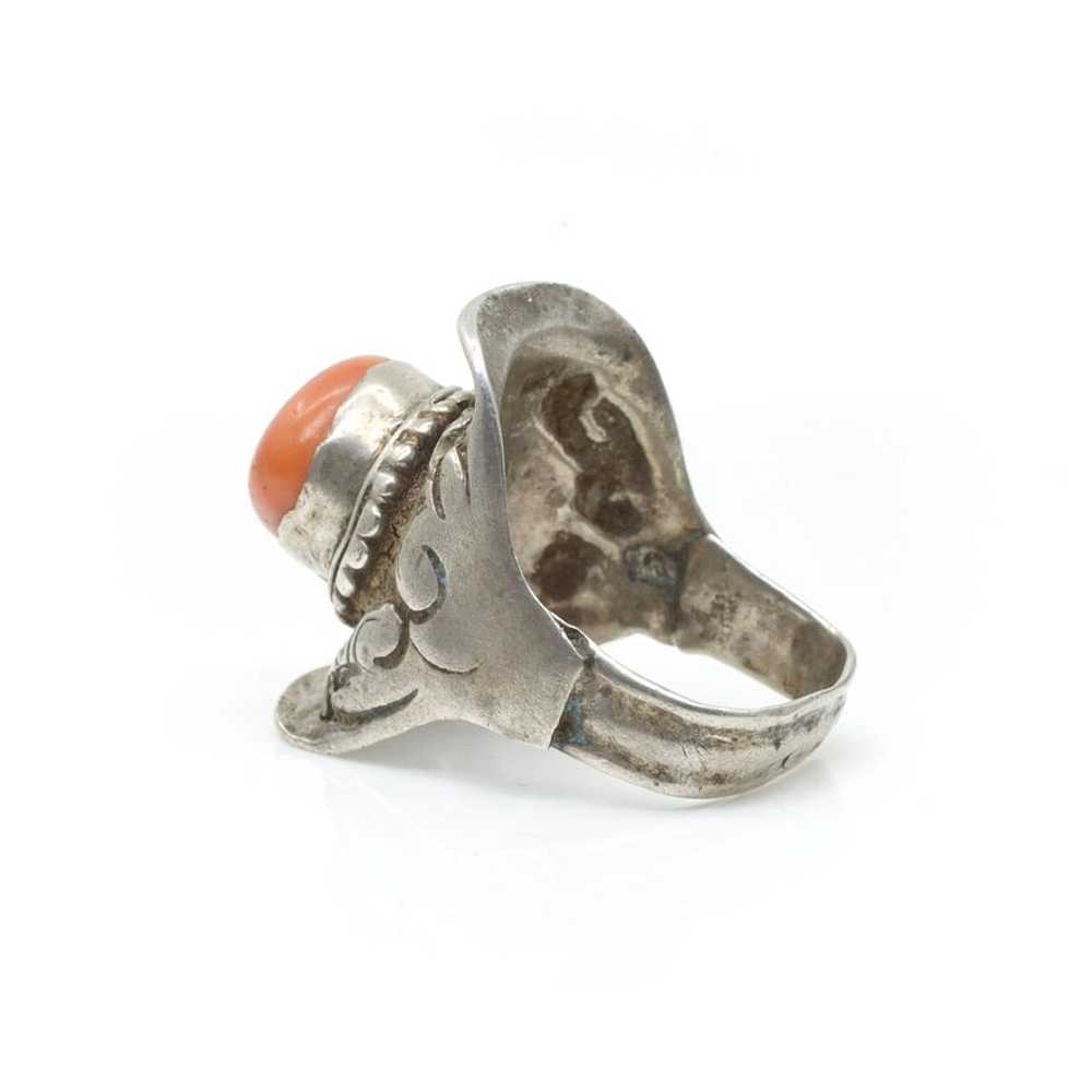 Tibetan Coral Saddle Ring - 12 - image 3