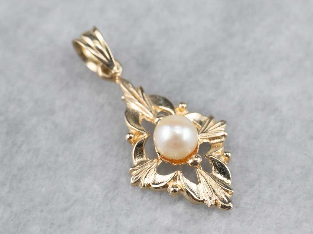 Vintage Botanical Pearl Pendant - image 3