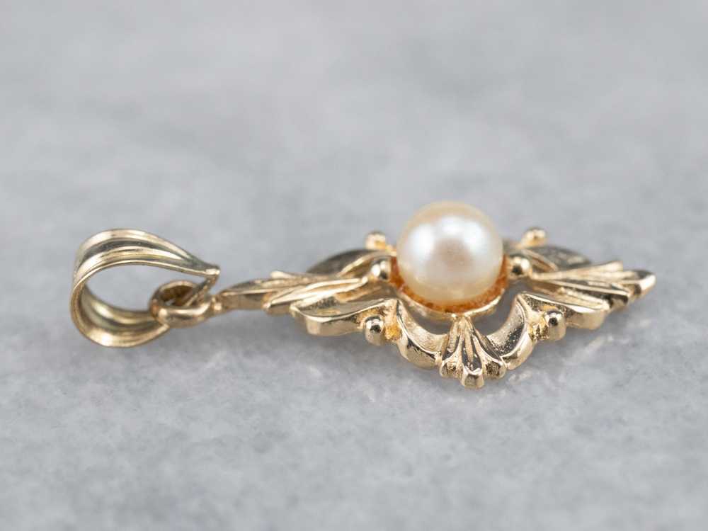 Vintage Botanical Pearl Pendant - image 4