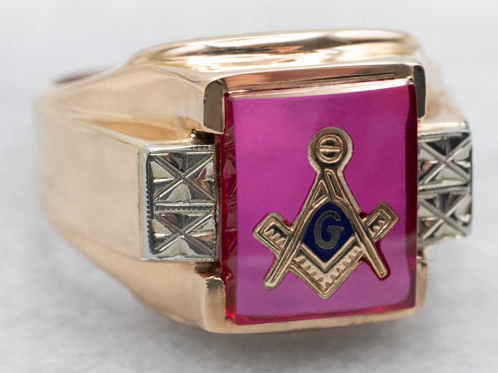 Men's Vintage Gold Synthetic Ruby Masonic Ring - image 2