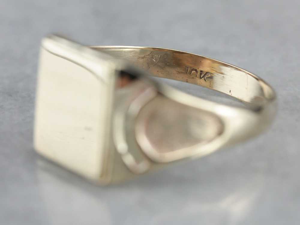 Yellow Gold Signet Ring - image 3