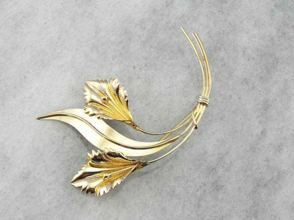 Sweeping Double Floral Yellow Gold Brooch - image 2