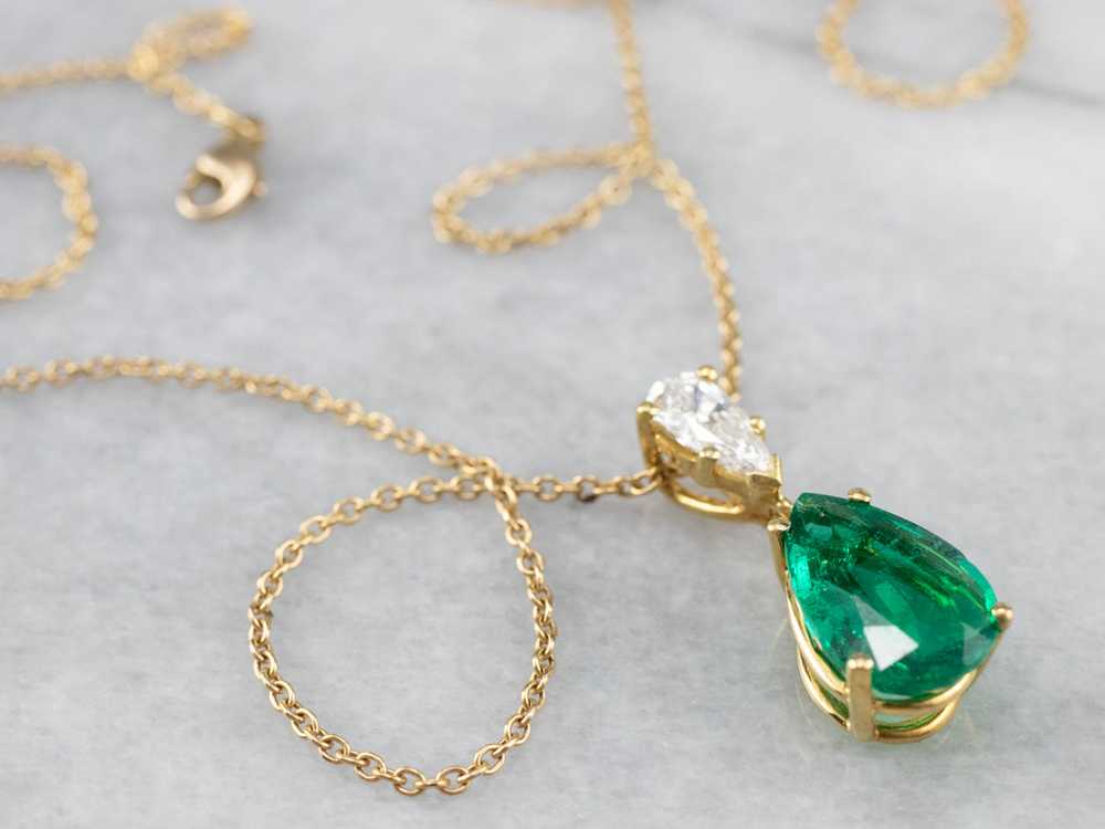 Gorgeous Emerald and Diamond Necklace - image 2