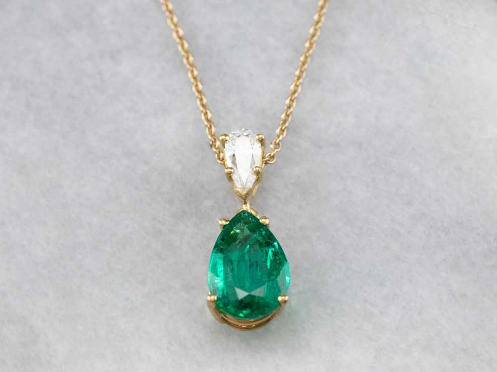 Gorgeous Emerald and Diamond Necklace - image 3