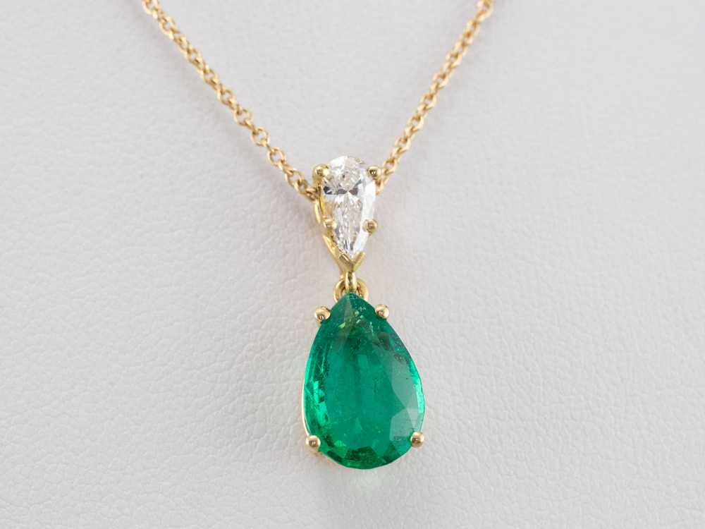 Gorgeous Emerald and Diamond Necklace - image 7