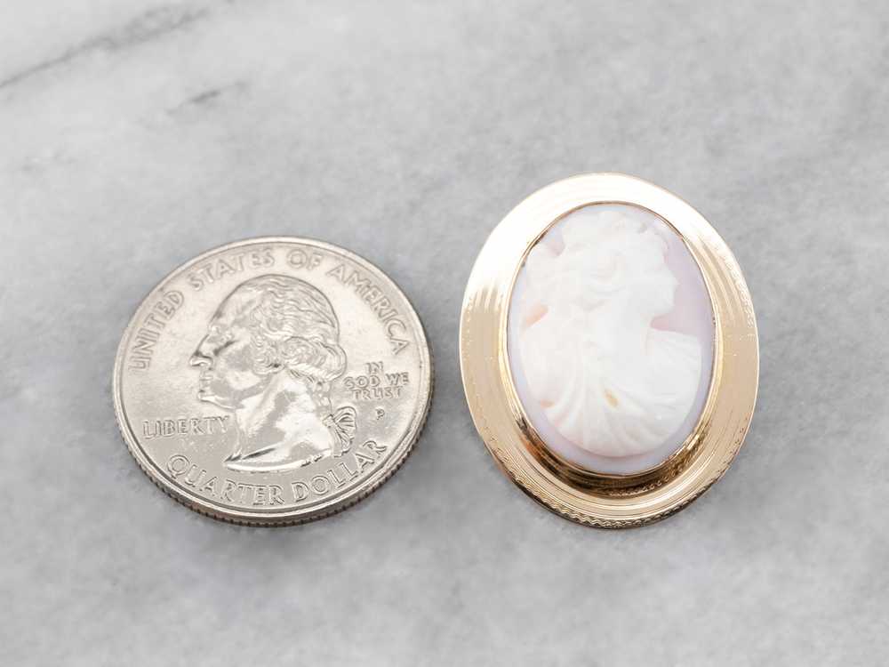 Vintage Pink Shell Cameo Gold Brooch - image 5