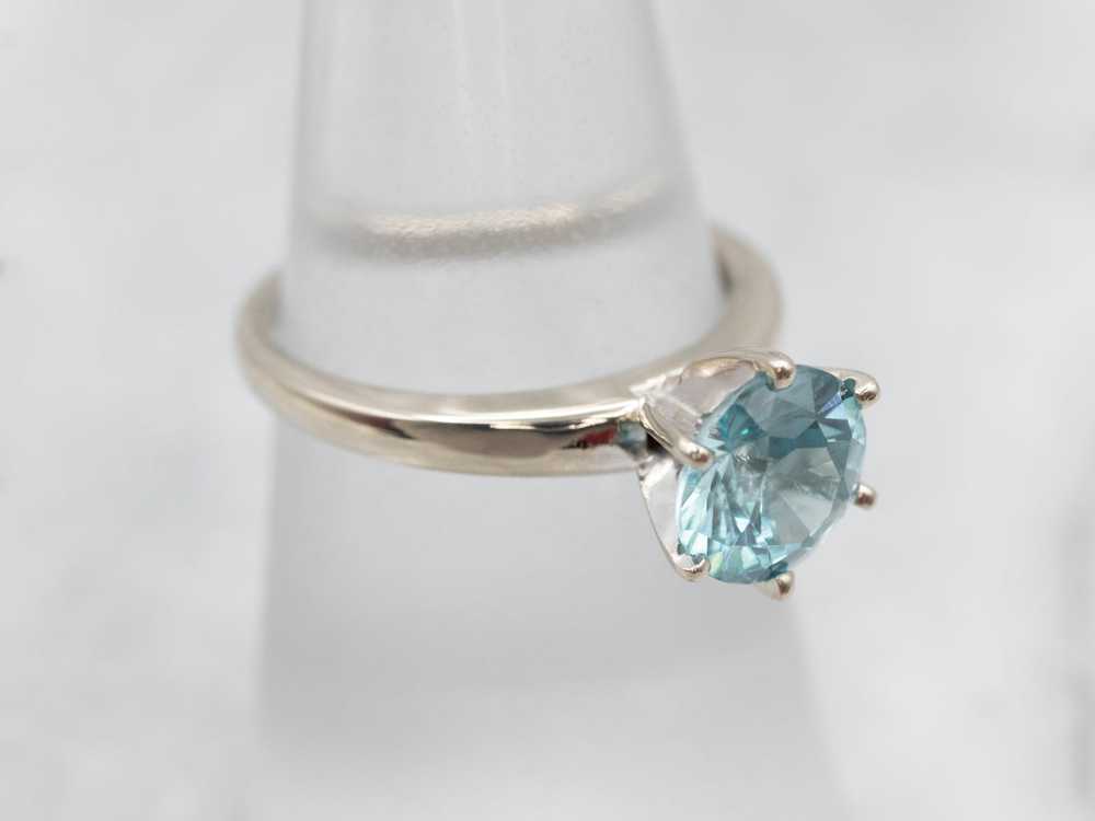 Stylish White Gold Blue Zircon Solitaire Ring - image 3