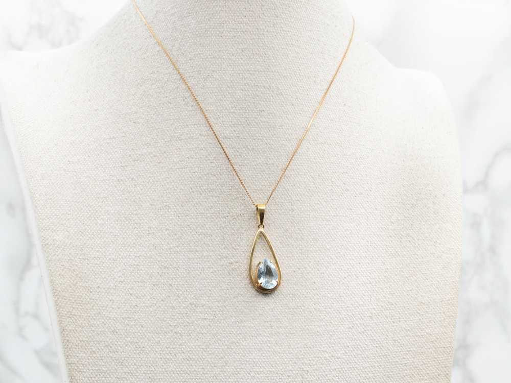 Teardrop Aquamarine and Gold Pendant - image 4