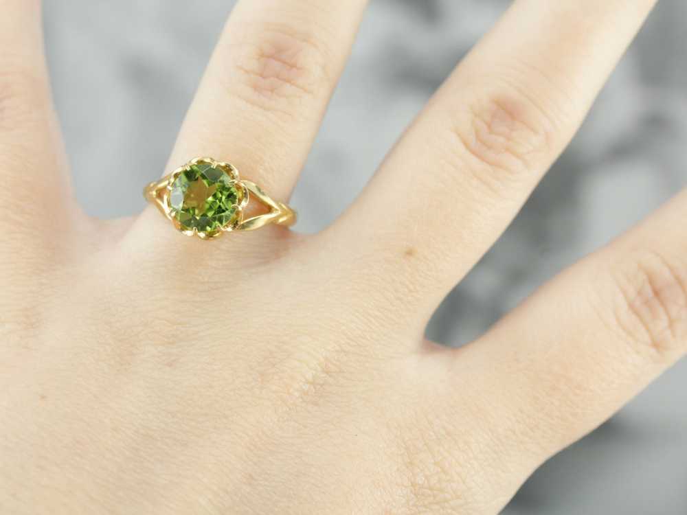 Vintage Peridot Solitaire Ring - image 4