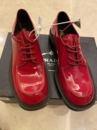 Prada Prada FW19 runaway red shoes - image 1