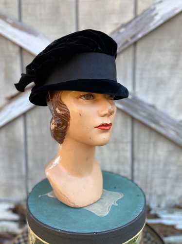 1930s Black Silk Velvet Hat