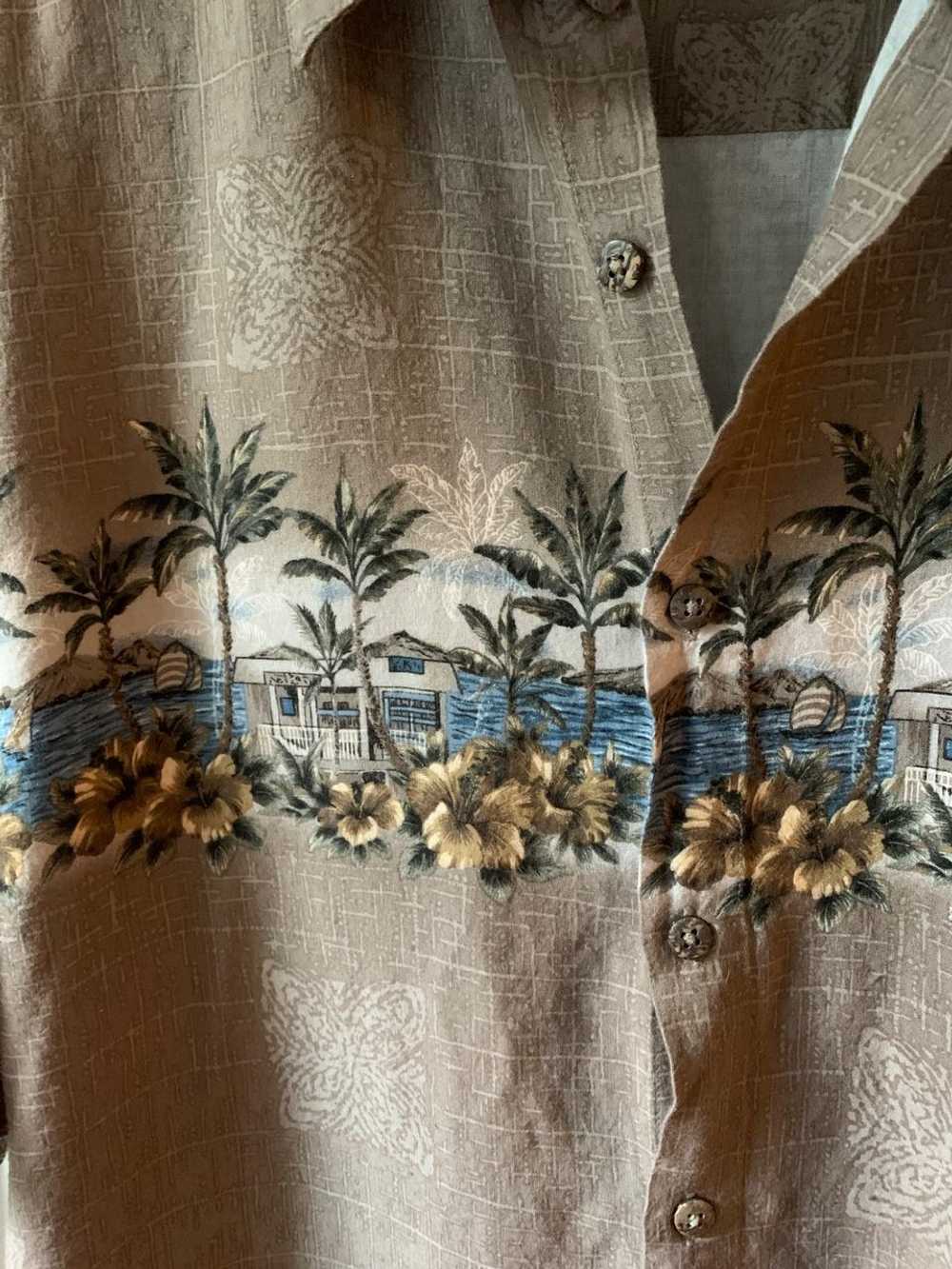 Pierre Cardin Island scene shirt (L) | Used,… - image 4